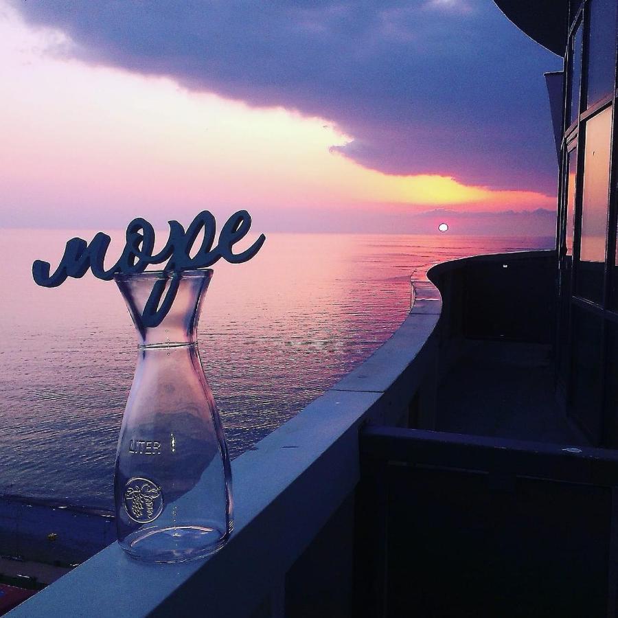 Пентхаус Apart Del Mar С Панорамным Видом Batumi Bagian luar foto
